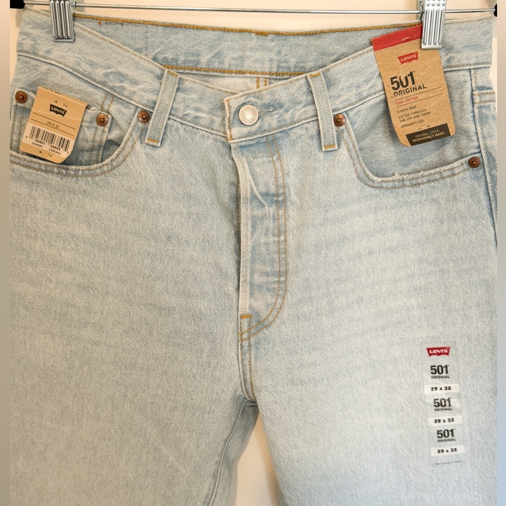 Levis 501 Original High Rise Straight Leg Light Wash Size 29 NWT